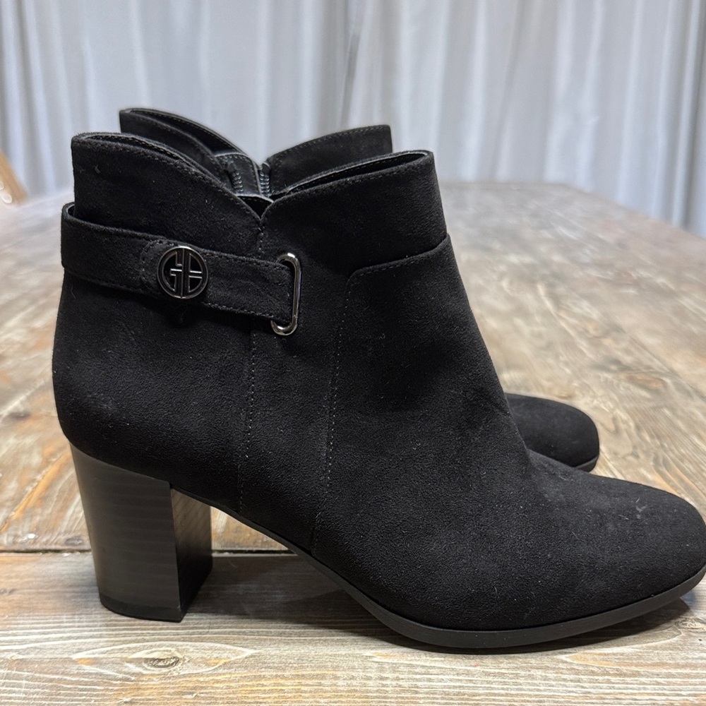 Giani Bernini Black Ankle Booties